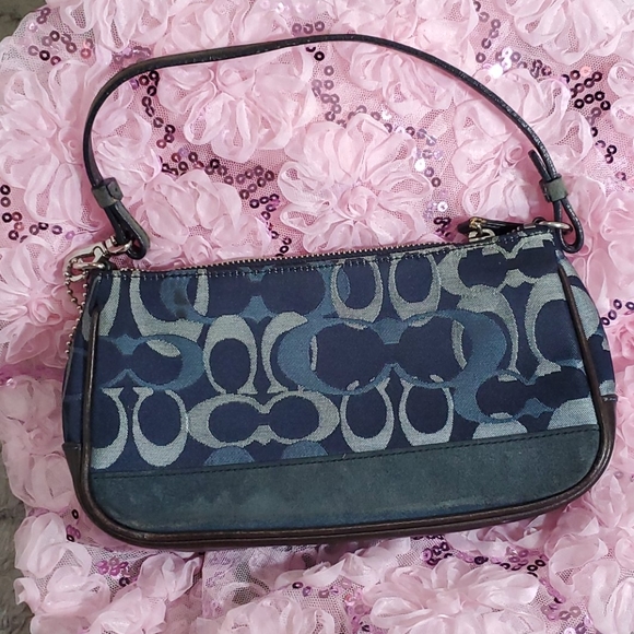 Coach Handbags - Coach purse